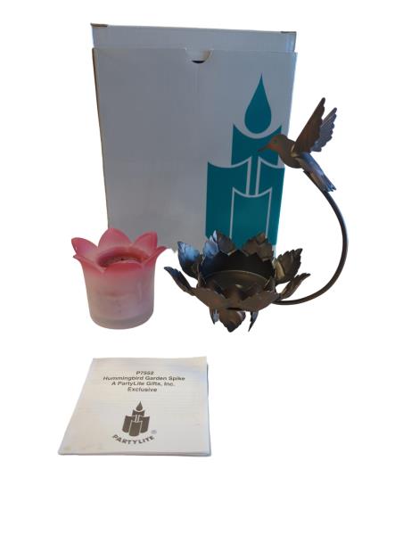 PartyLite P7552 Hummingbird Garden Spike - Exclusive Metal Bird Candle Holder with Lotus Blossom Tealight