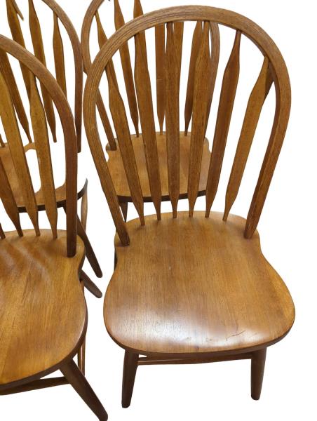 Set of 6 Arrow-back Chairs with Curved Back