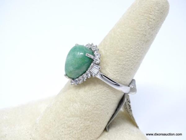 .925 STERLING SILVER DYED GREEN BERYL (EMERALD) AND WHITE SAPPHIRE RING.